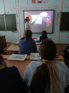 День космонавтики.